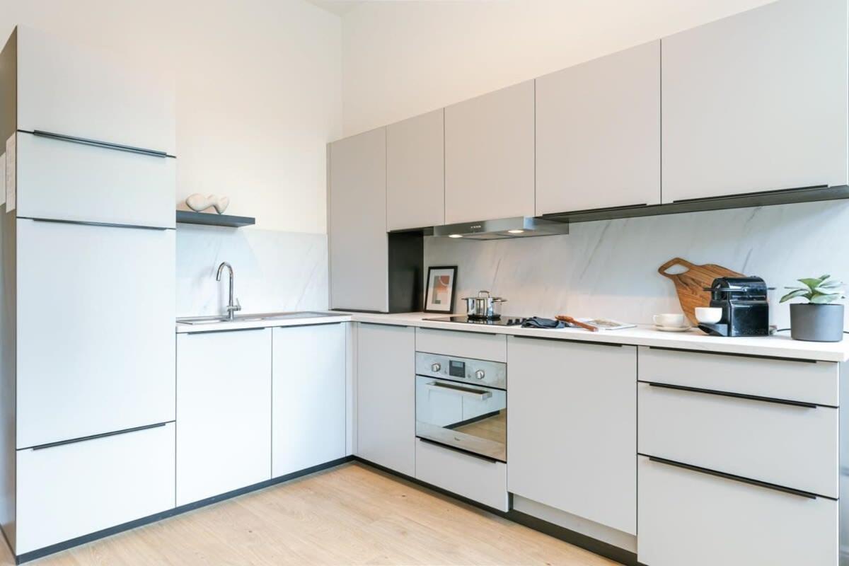Huswell - Modern Apartment Located At Historical Main Square Antwerp Exterior photo