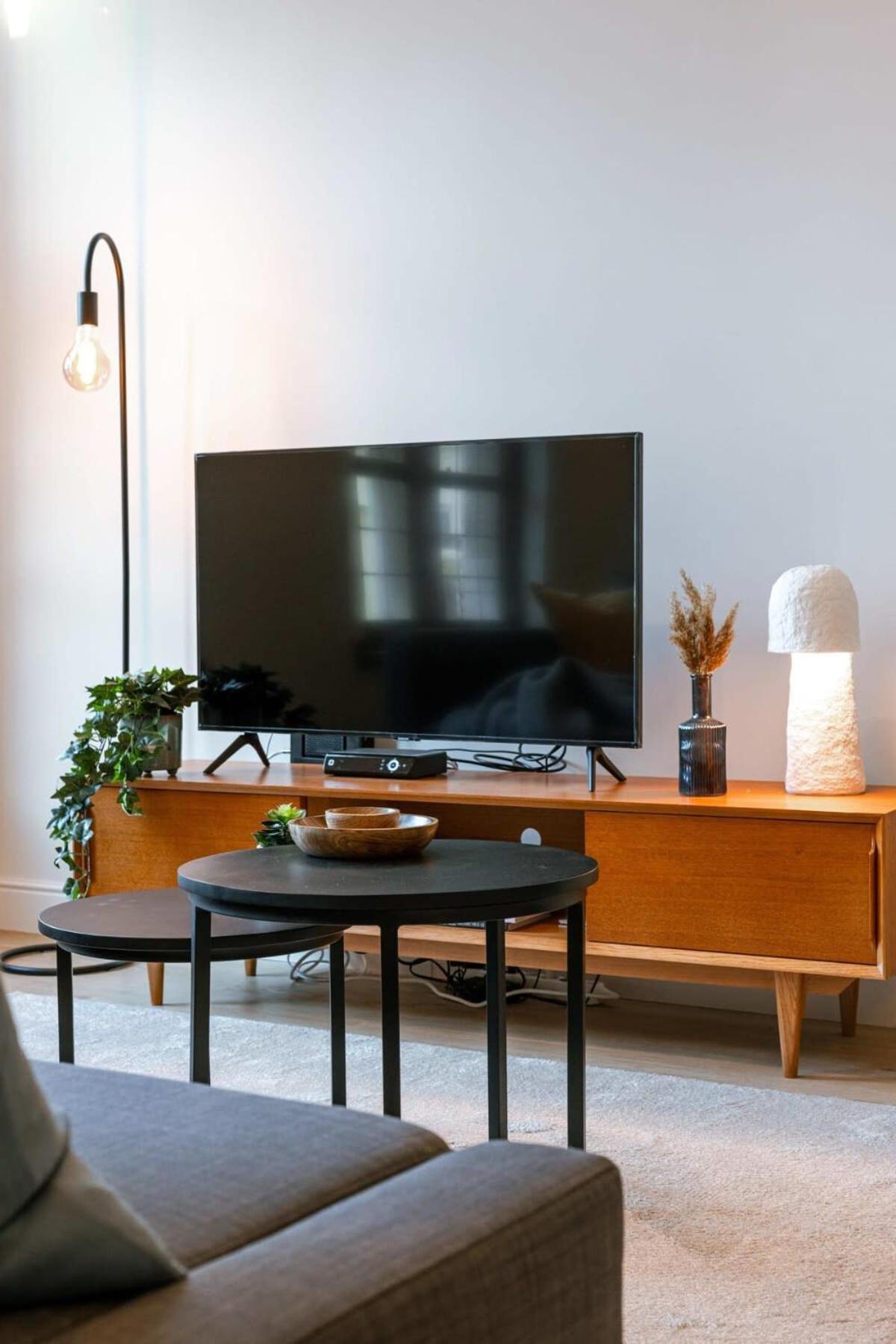Huswell - Modern Apartment Located At Historical Main Square Antwerp Exterior photo